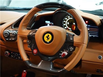 2017 Ferrari 488 GTB — миниатюра 23