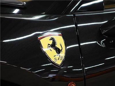 2017 Ferrari 488 GTB — миниатюра 13