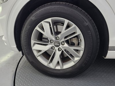 2022 Genesis GV70 photo 6