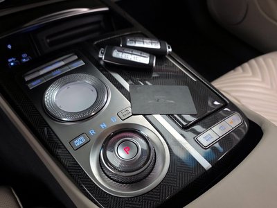 GENESIS G80 (RG3) - 9