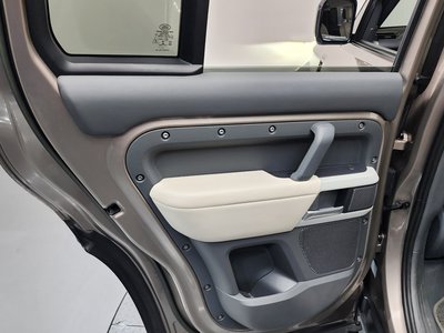 صورة مصغرة 15 لـ 2022 LAND Rover DEFENDER