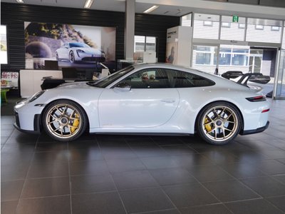 PORSCHE 911 - 4