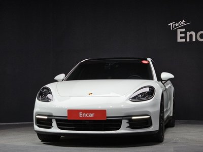 PORSCHE PANAMERA - 2