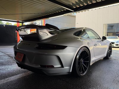PORSCHE 911 - 4