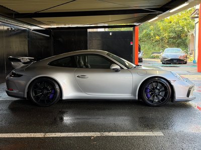 PORSCHE 911 - 9