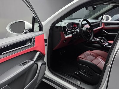 PORSCHE CAYENNE - 10