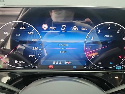 MERCEDES-BENZ E-CLASS - 7