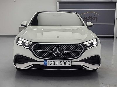 MERCEDES-BENZ E-CLASS - 5