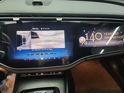 MERCEDES-BENZ E-CLASS - 10