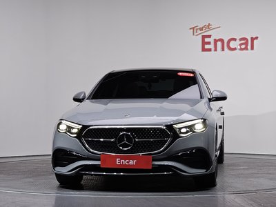 MERCEDES-BENZ E-CLASS - 2