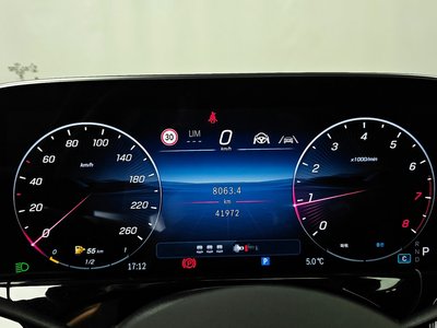 MERCEDES-BENZ E-CLASS - 8