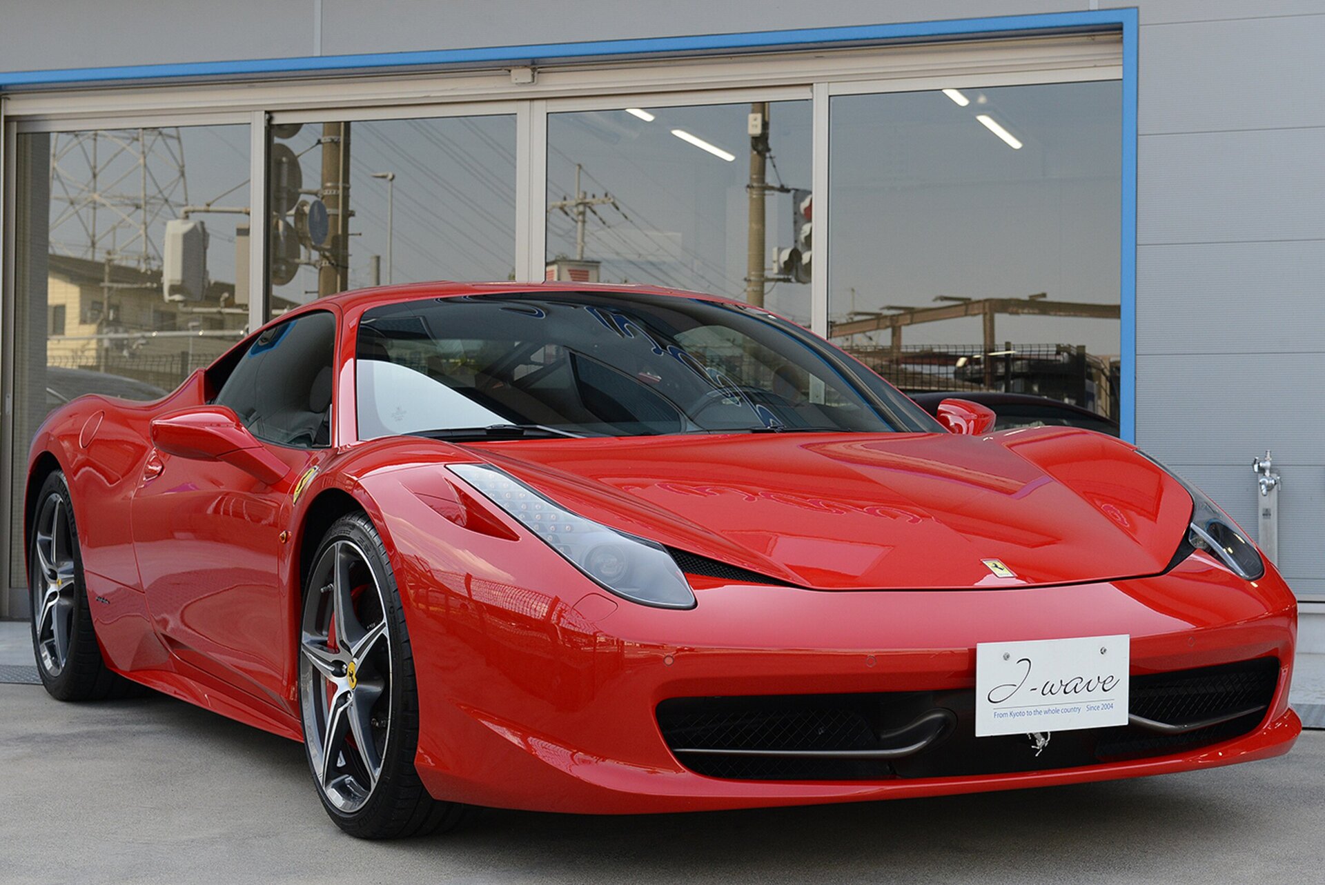 FERRARI 458 ITALIA - View 1