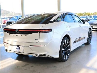 TOYOTA CROWN CROSSOVER - 10