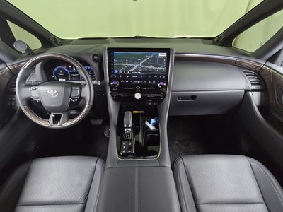 2025 Toyota ALPHARD — фото 5