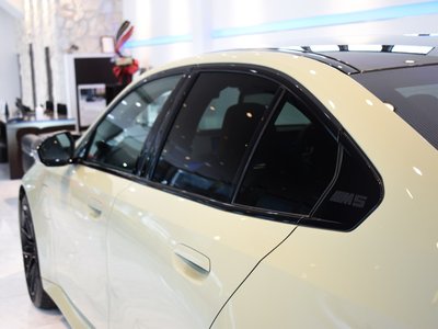 صورة مصغرة 54 لـ 2025 BMW M5