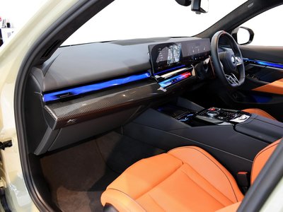 صورة مصغرة 20 لـ 2025 BMW M5