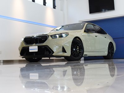 صورة مصغرة 43 لـ 2025 BMW M5