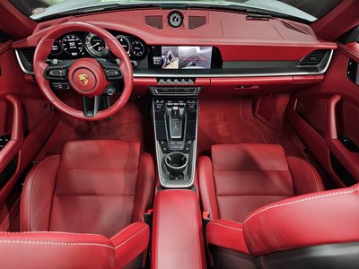 2021 Porsche 911 thumbnail 18