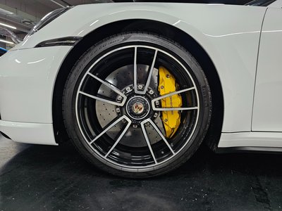 PORSCHE 911 - 9