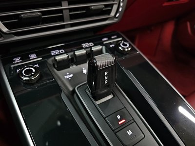 PORSCHE 911 - 10