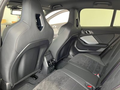 2026 BMW 1 SERIES 缩略图 39