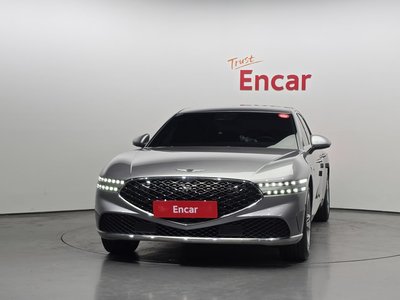 صورة 2 لـ 2022 Genesis G90 (RS4)