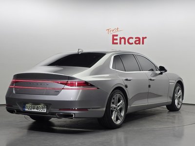 صورة 4 لـ 2022 Genesis G90 (RS4)