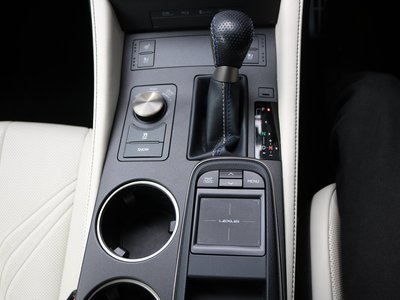 2017 Lexus RC F 缩略图 27