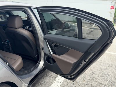 2026 BMW 5 SERIES 照片 10