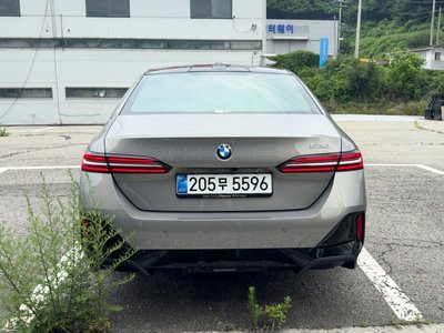2026 BMW 5 SERIES 照片 6