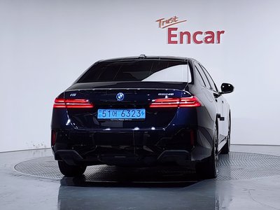 صورة 3 لـ 2024 BMW I5
