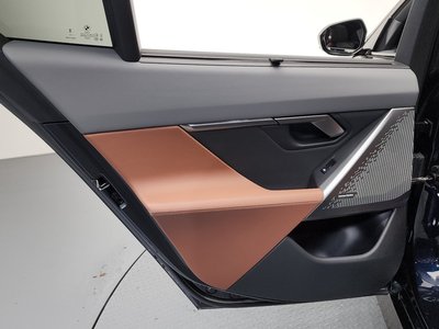 صورة مصغرة 15 لـ 2024 BMW I5