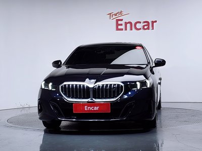 صورة 2 لـ 2024 BMW I5