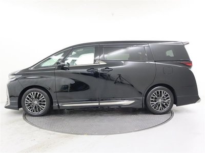 2023 Toyota VELLFIRE photo 3