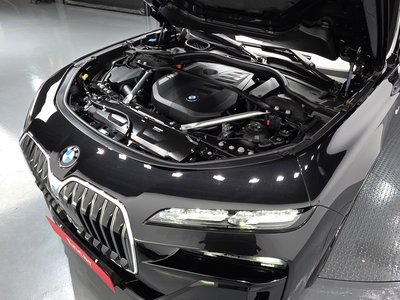 2024 BMW 7 SERIES photo 7