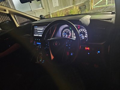 صورة 68 لـ 2017 Toyota VELLFIRE