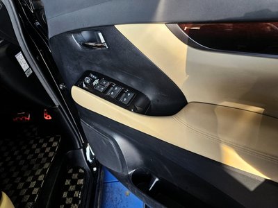 صورة 14 لـ 2017 Toyota VELLFIRE