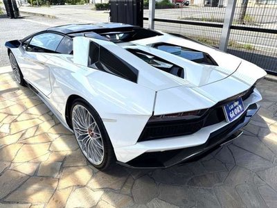 صورة 5 لـ 2018 LAMBORGHINI AVENTADOR ROADSTER