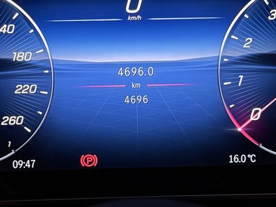 MERCEDES-BENZ C-CLASS - 9