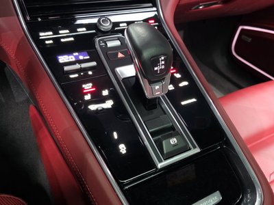 PORSCHE PANAMERA - 9