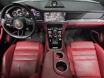 PORSCHE PANAMERA - 5