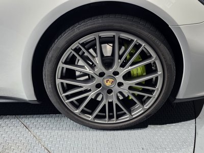 PORSCHE PANAMERA - 6