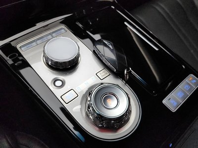 GENESIS G80 (RG3) - 9