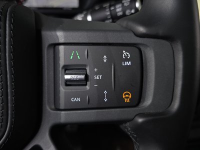 2023 LAND Rover DEFENDER thumbnail 21