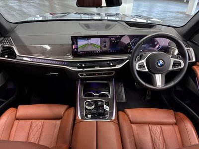 2025 BMW X7 缩略图 37