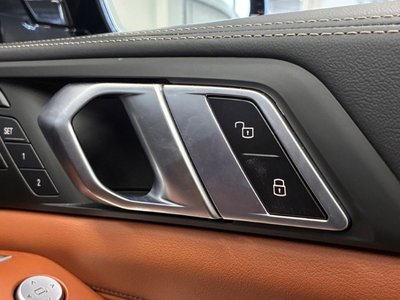 2025 BMW X7 缩略图 14