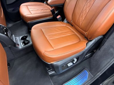 2025 BMW X7 缩略图 28