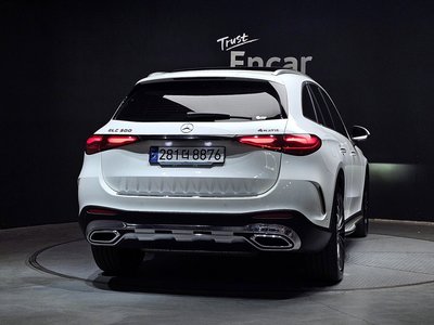 MERCEDES-BENZ GLC - 3