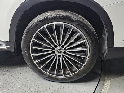 MERCEDES-BENZ GLC - 8