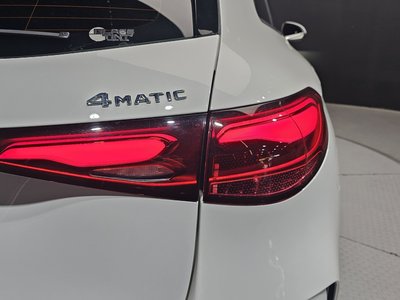 MERCEDES-BENZ GLC - 10